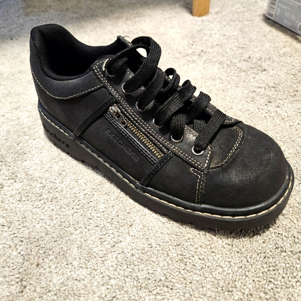 VIntage skecher shoes